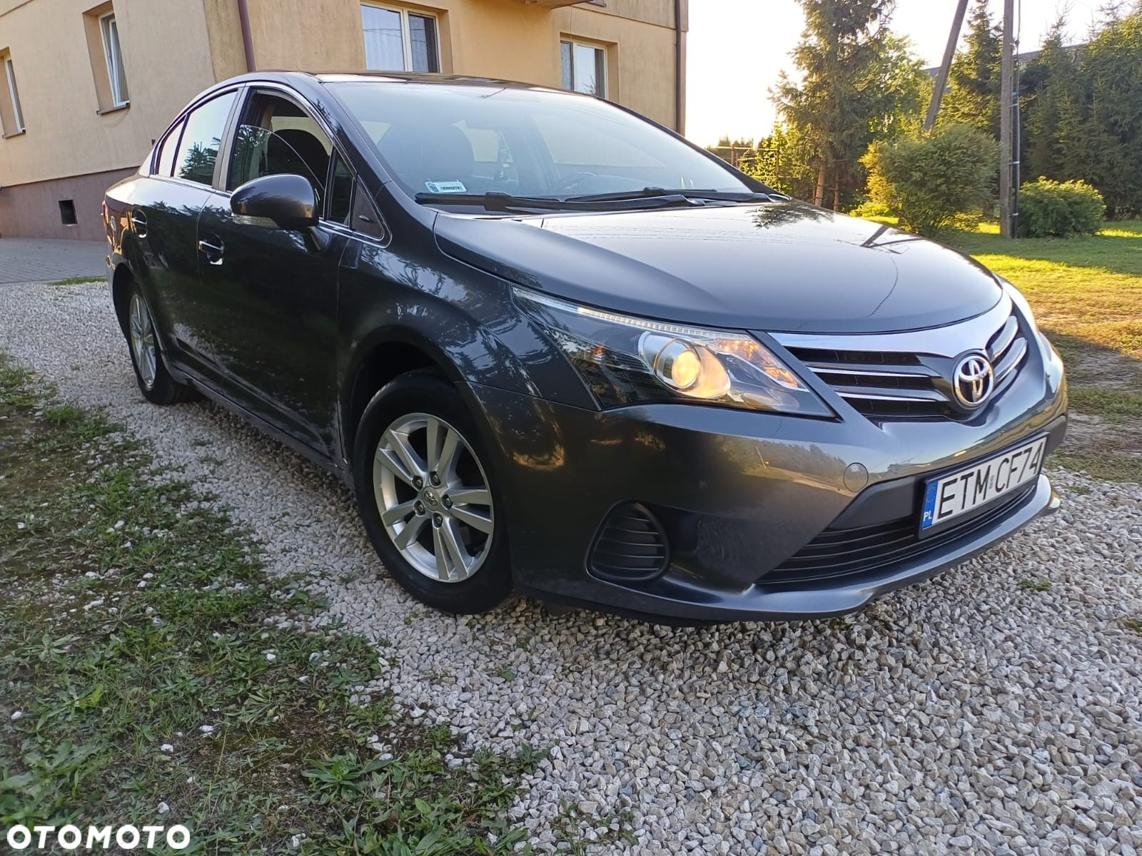 Toyota Avensis 1.8 Premium - 25