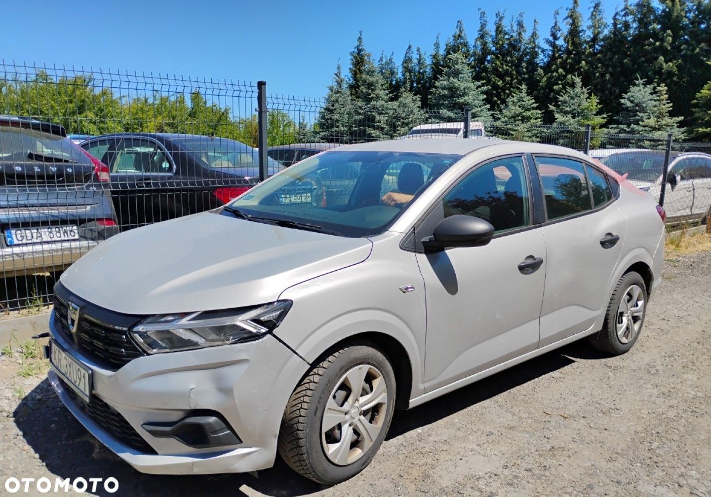 Dacia Logan - 1