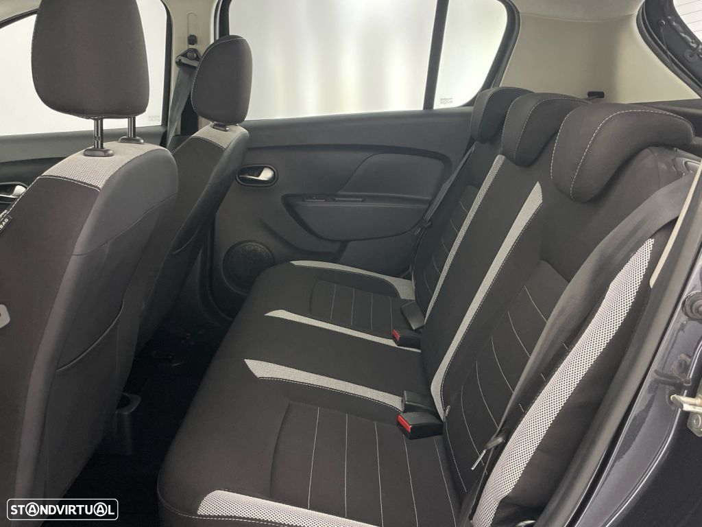 Dacia Sandero 1.5 Blue dCi Stepway - 12