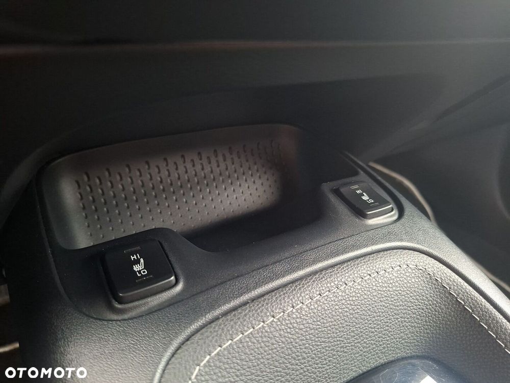Toyota Corolla 2.0 Hybrid Comfort - 26