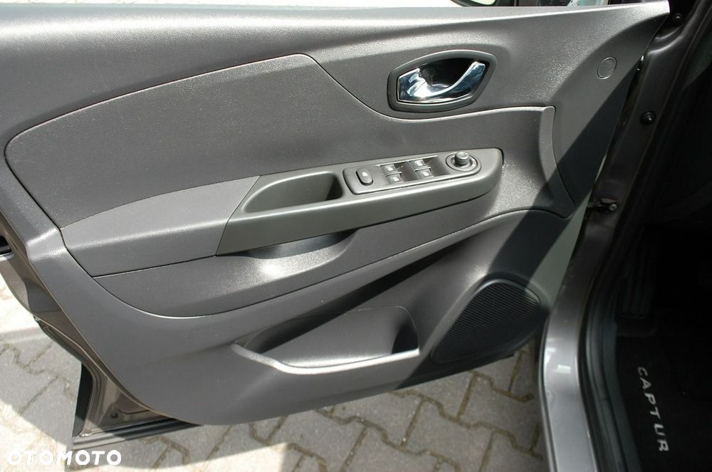 Renault Captur - 27