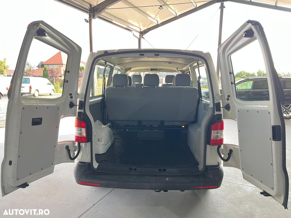 Volkswagen Transporter - 9