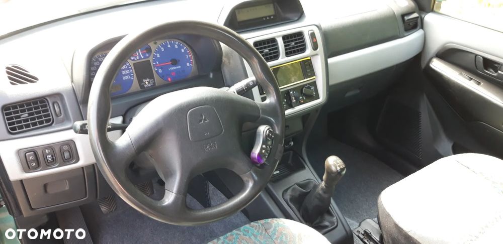 Mitsubishi Pajero Pinin 1.8 - 13