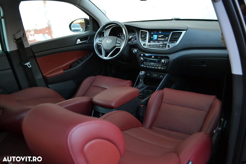Hyundai Tucson 2.0 CRDI 4WD 6AT Premium+ - 12