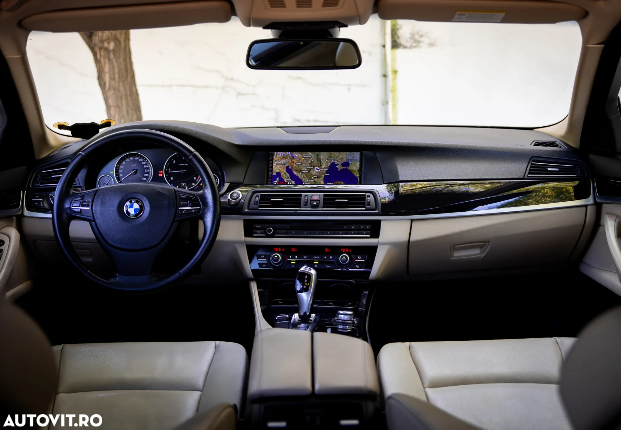 BMW Seria 5 520d Gran Turismo - 11