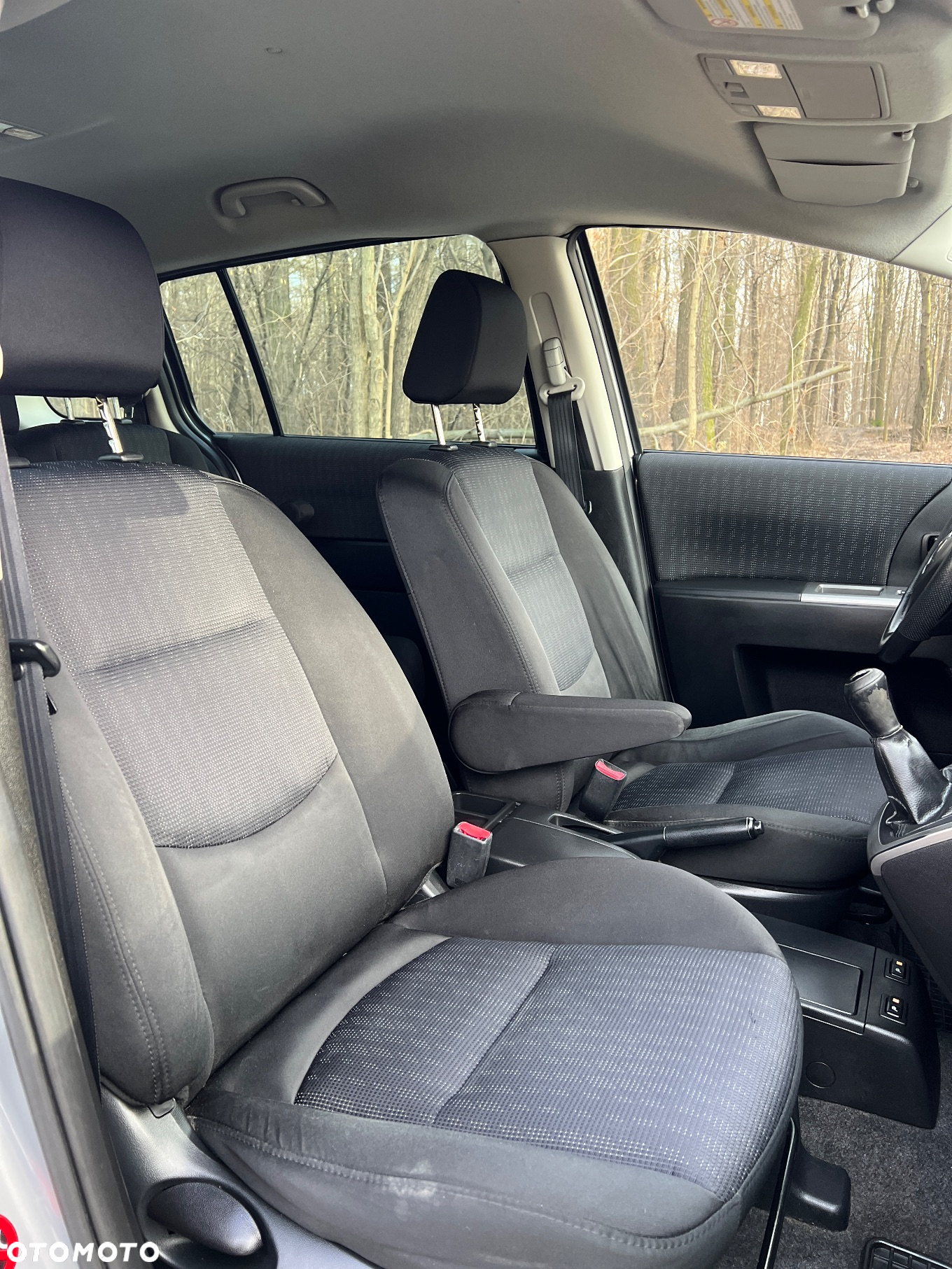 Mazda 5 1.8 Exclusive + - 10