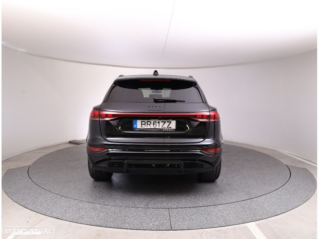 Audi Q6 e-tron 100 kWh Performance SE Business - 12