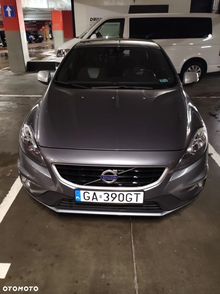 Volvo V40 D2 Drive-E R-Design Momentum - 8