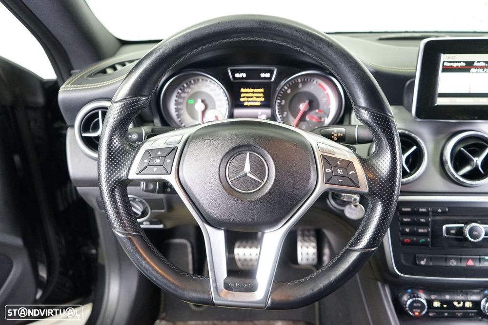 Mercedes-Benz CLA 200 AMG Line Aut. - 19