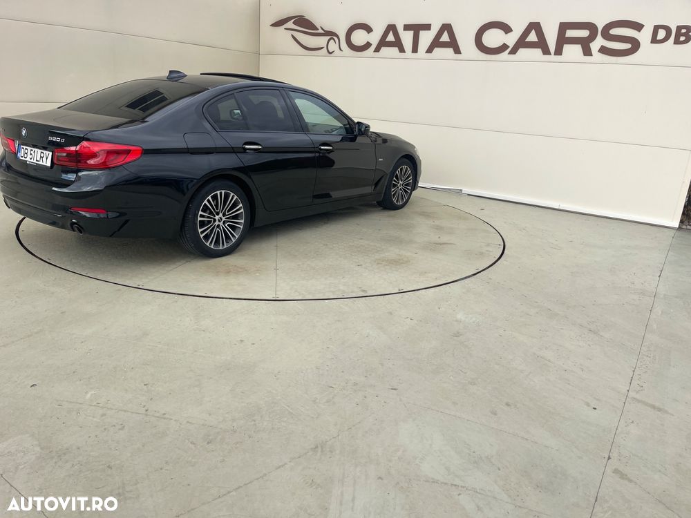 BMW Seria 5 520d xDrive AT - 15