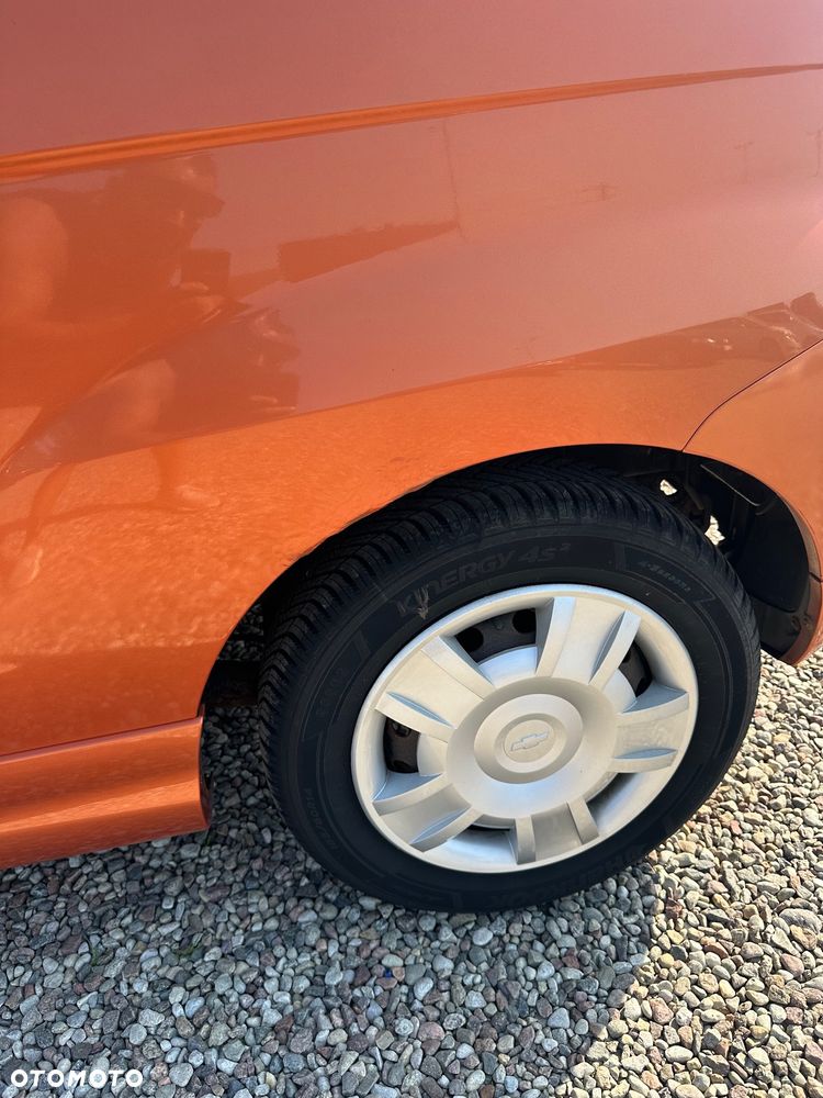 Chevrolet Kalos 1.2 SE - 20