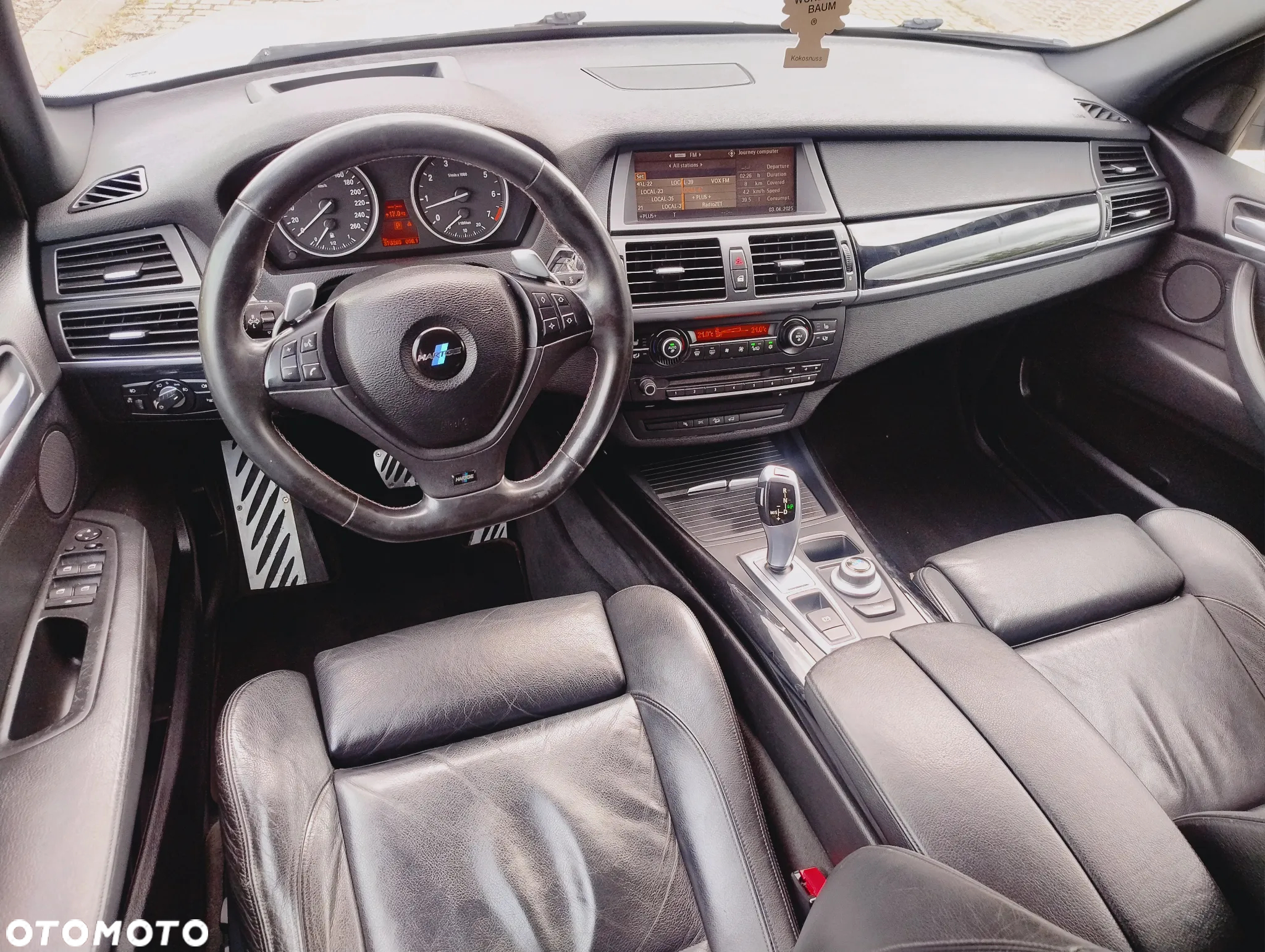 BMW X5 4.8i xDrive - 13