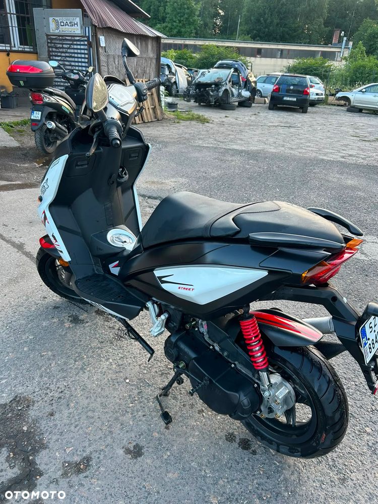 Benelli Inny - 3