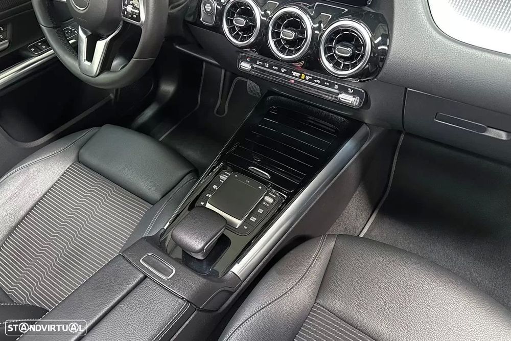 Mercedes-Benz GLA 250 e 8G-DCT Edition Progressive Line - 39