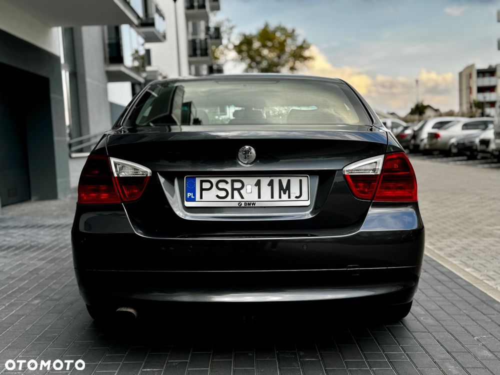 BMW Seria 3 318d - 6