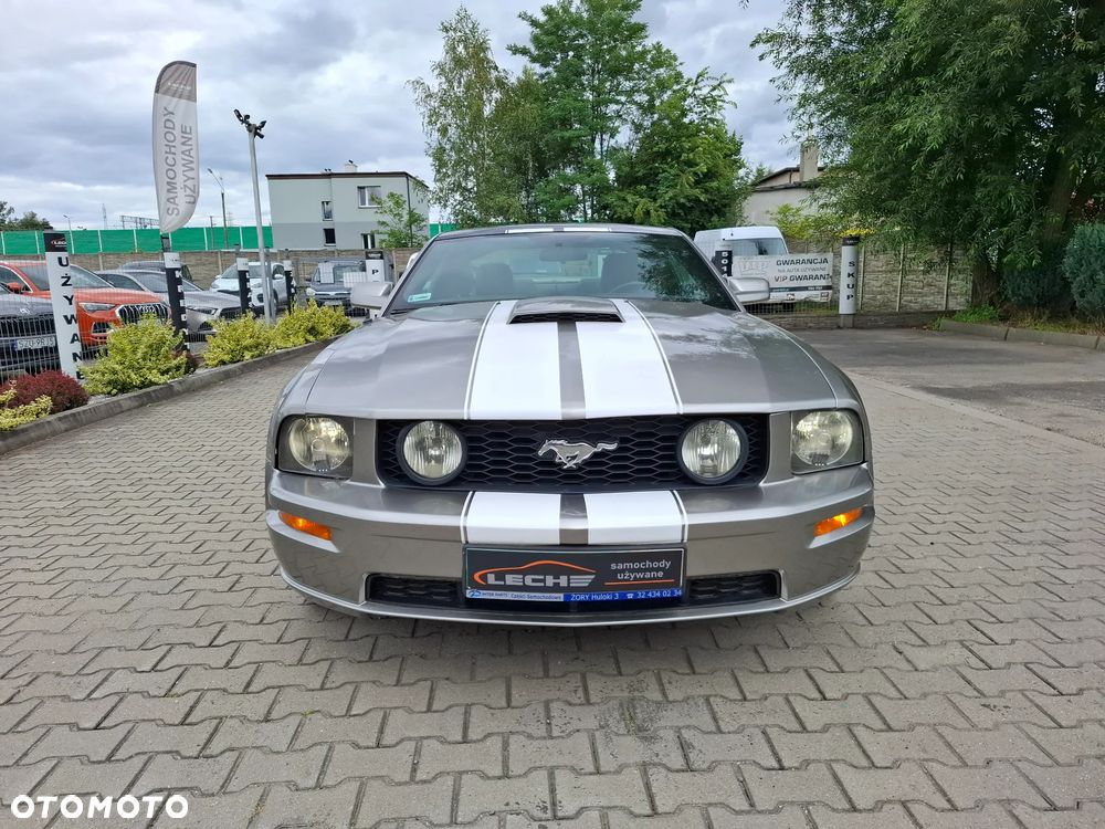 Ford Mustang - 5