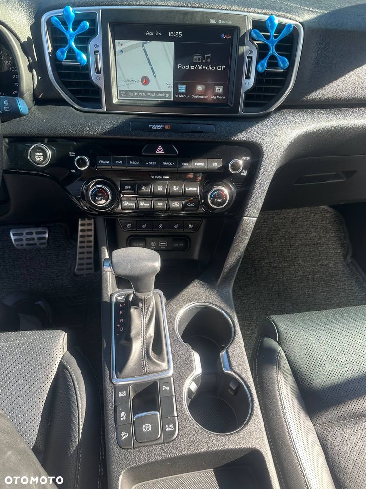 Kia Sportage 2,0 CRDI AWD GT Line - 8