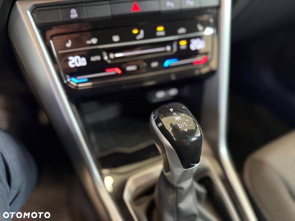 Volkswagen T-Roc 1.5 TSI Life DSG - 25