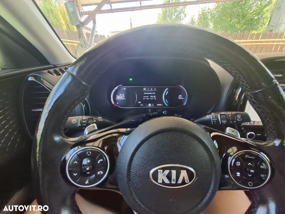 TOYOTA RAV4 2017 — imagine 29
