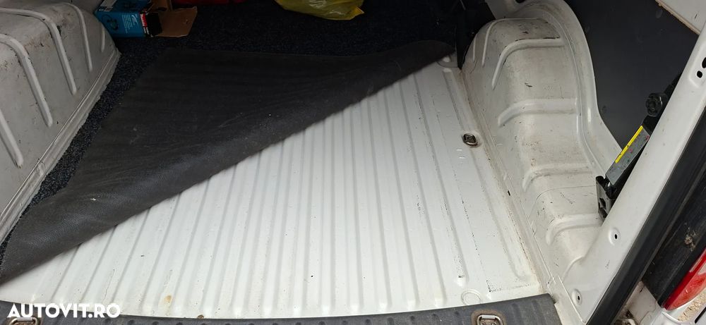 Volkswagen Caddy 1.6 TDI Trendline - 9
