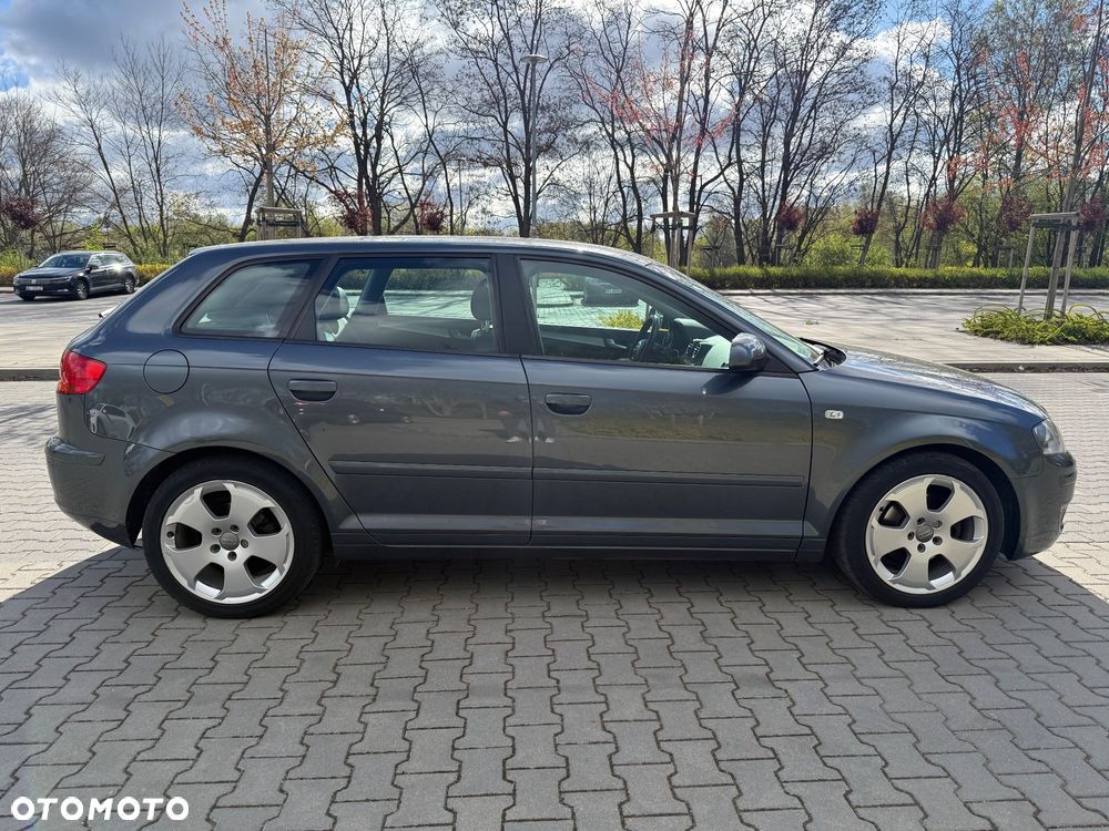 Audi A3 Sportback 2.0 TDI DPF Ambition - 7