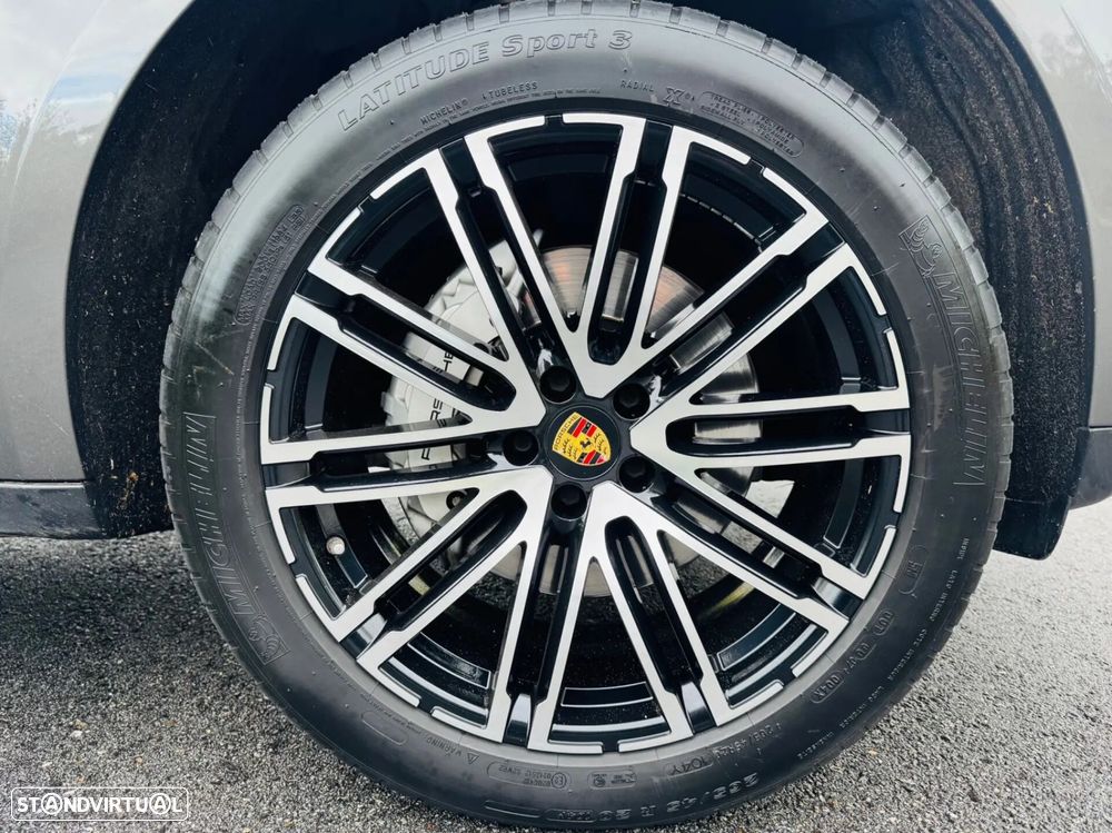 Porsche Macan S - 19