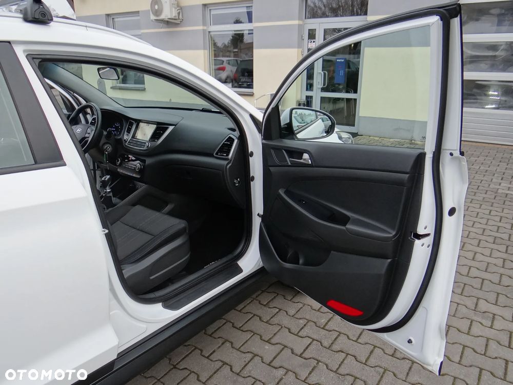 Hyundai Tucson blue 1.6 GDi 2WD Advantage - 32