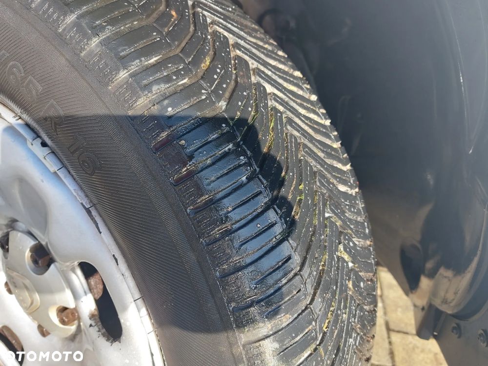 Dacia Duster 1.6 16V 4x2 Essentiel - 10