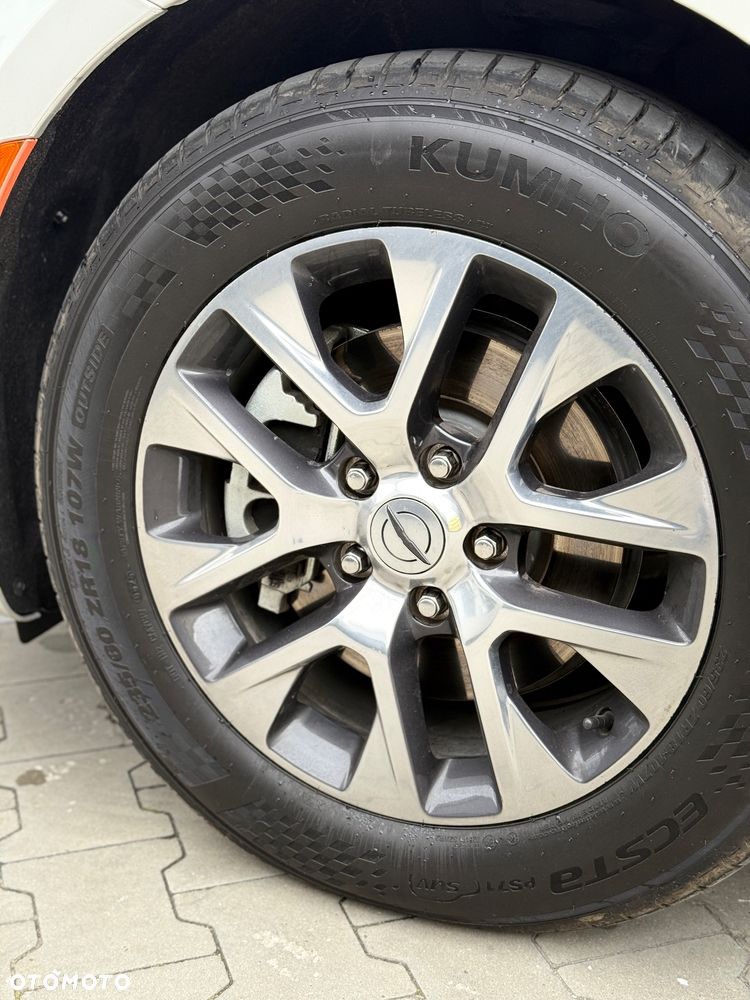 Chrysler Pacifica - 20