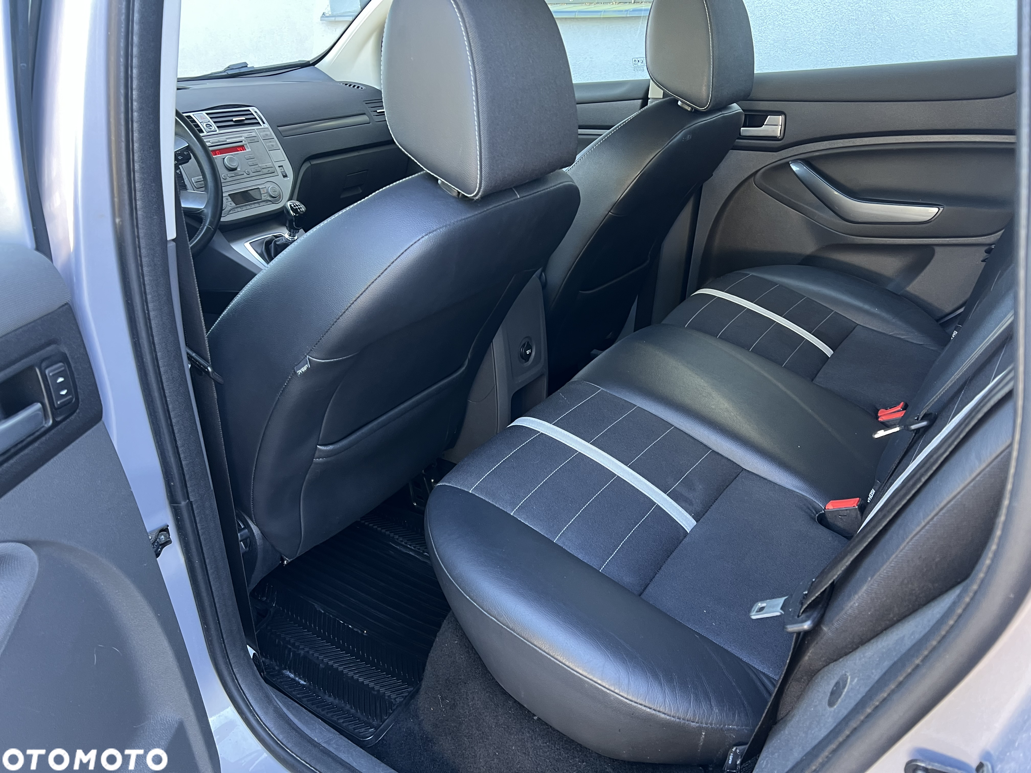 Ford Kuga 2.0 TDCi 4WD Titanium - 10