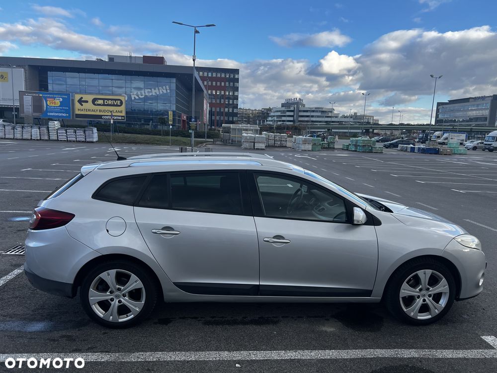 Renault Megane TCe 130 Dynamique - 3