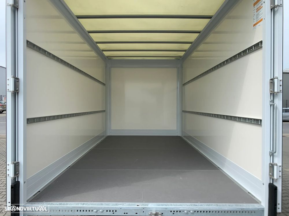 Iveco Daily 35S14H EA8 Carga útil 1.100Kg - 13