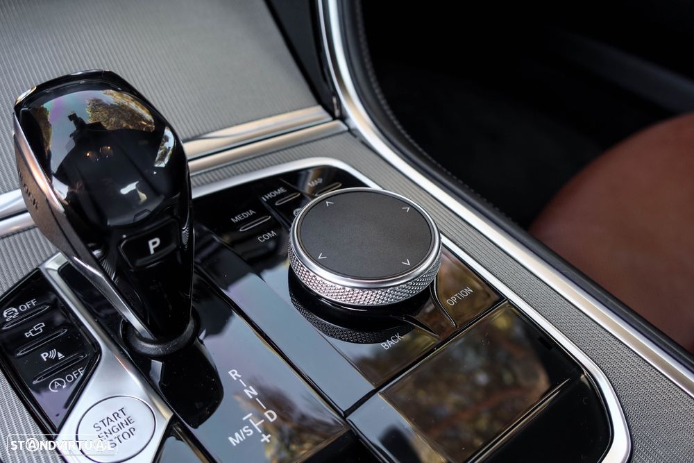 BMW 840 d xDrive Pack M - 11