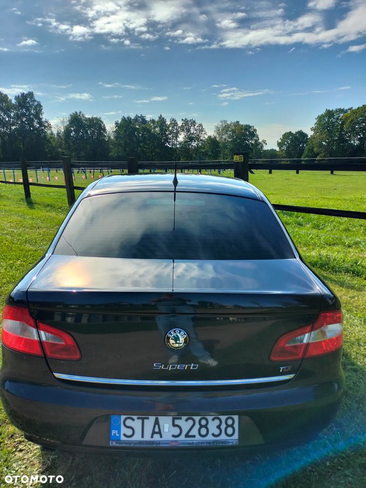 Skoda Superb 2.0 TDI Elegance - 6