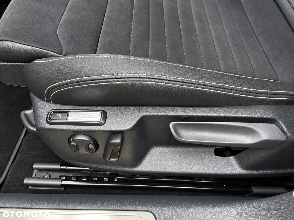 Volkswagen Passat 1.4 TSI Plug-In-Hybrid GTE - 17