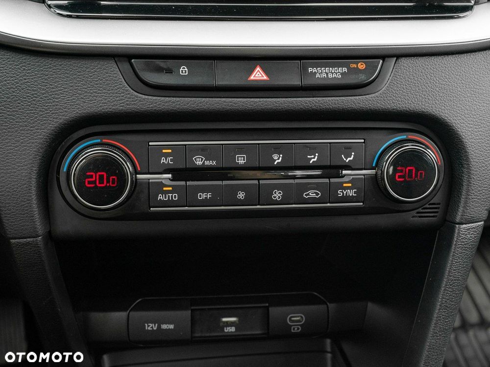 Kia Ceed 1.5 T-GDI M - 20