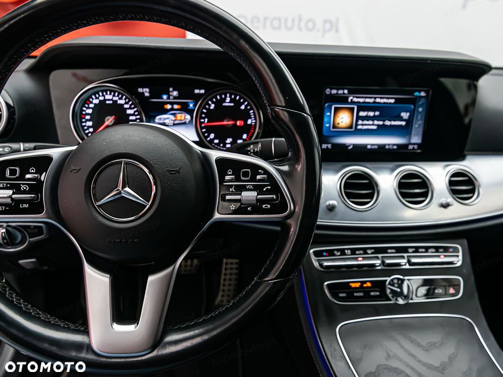 Mercedes-Benz Klasa E - 17
