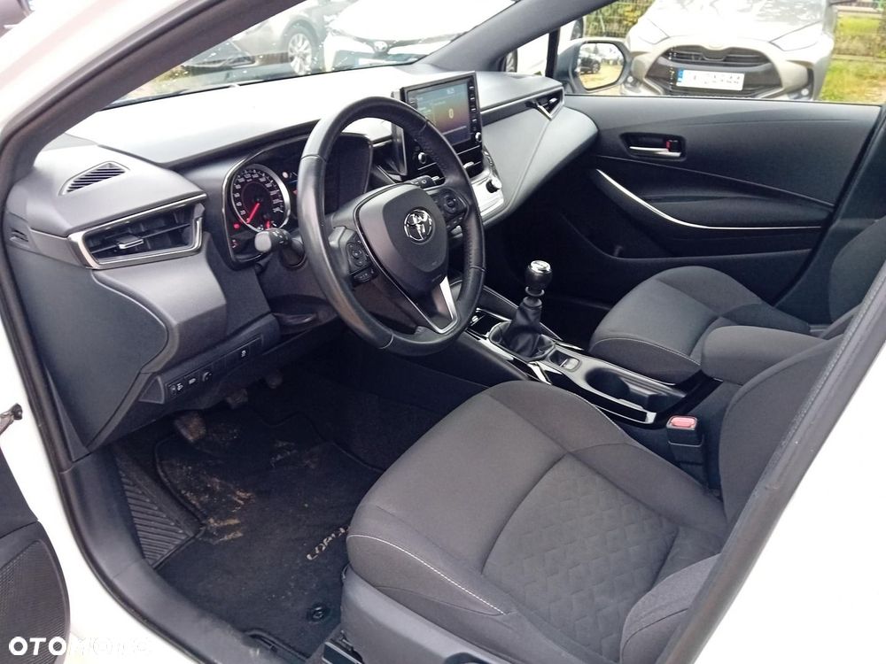 Toyota Corolla 1.2 T Comfort - 12