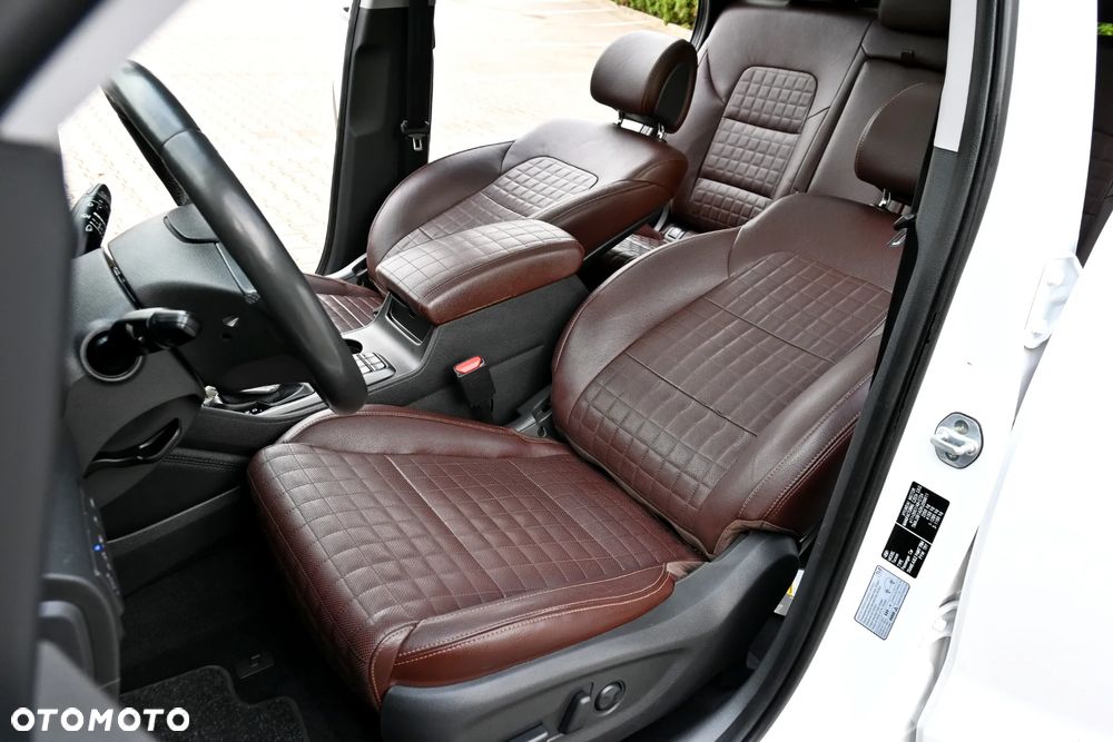 Hyundai Tucson 2.0 CRDi 4WD Automatik 25 Jahre - 30