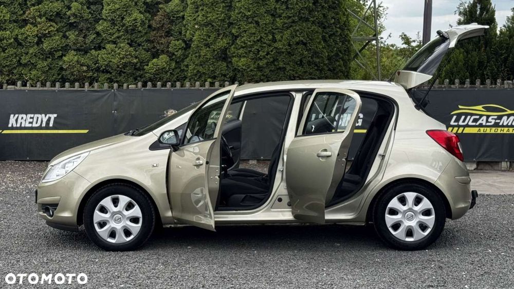 Opel Corsa - 16