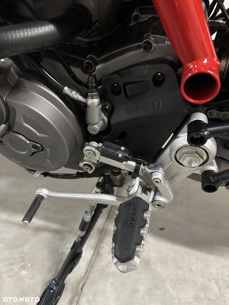 Ducati Hypermotard - 6