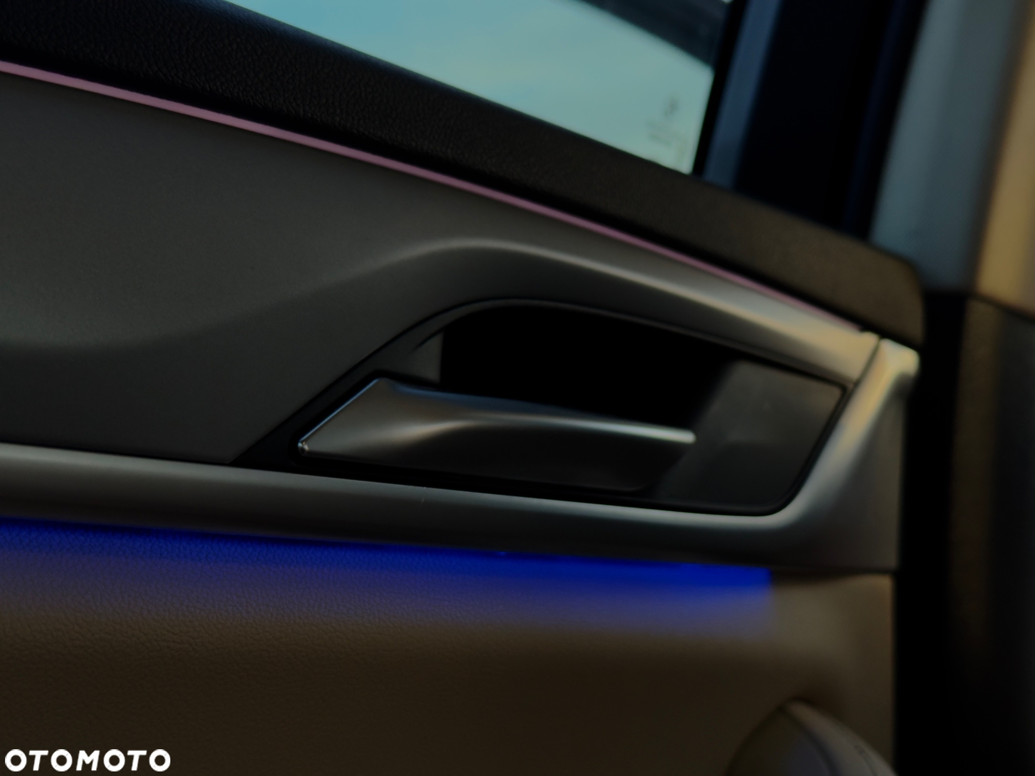 BMW Seria 5 530i xDrive - 15