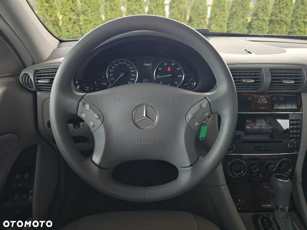 Mercedes-Benz Klasa C 180 Kompressor Automatik Elegance - 14