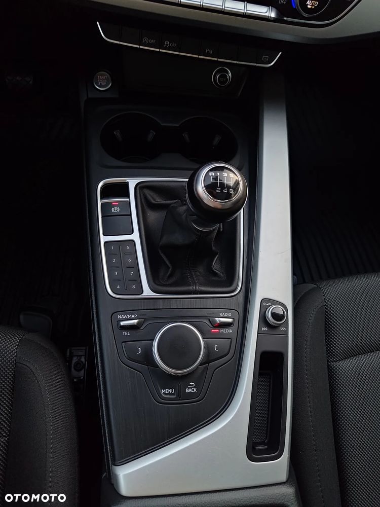 Audi A4 Avant 2.0 TDI Sport - 38