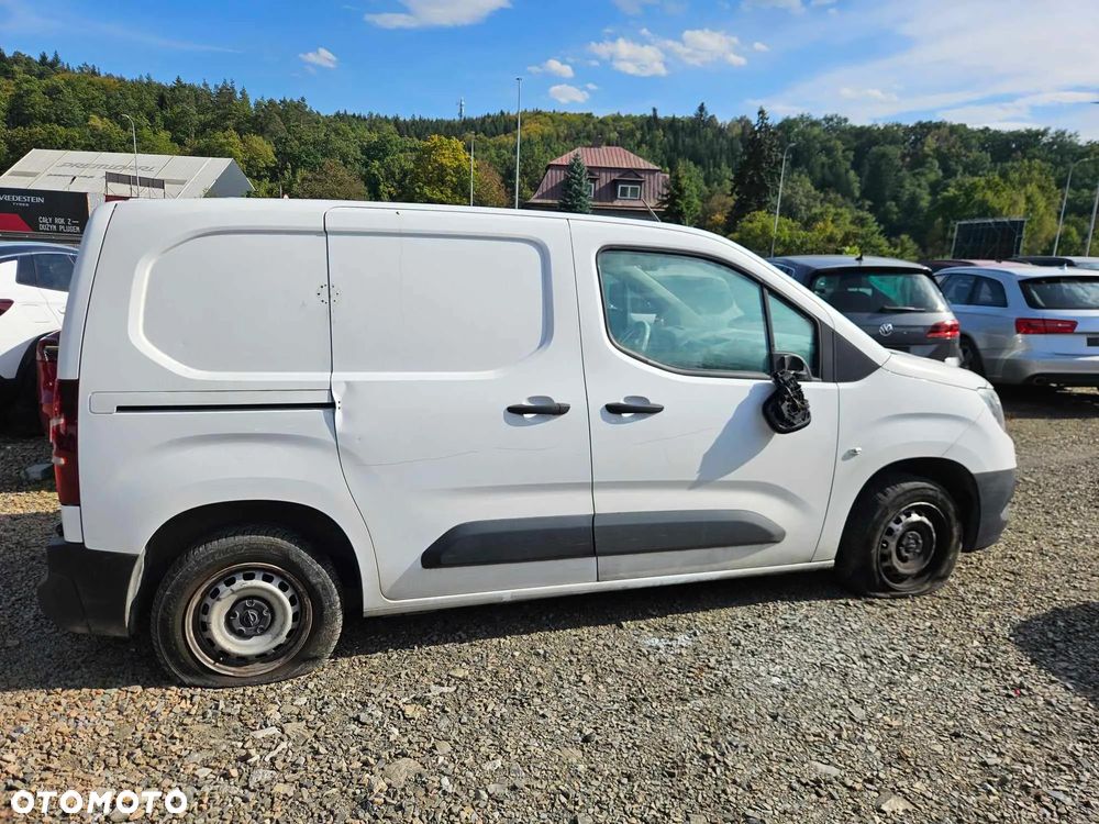 Opel COMBO  1.2 BENZYNA  BERLINGO PARTNER - 11