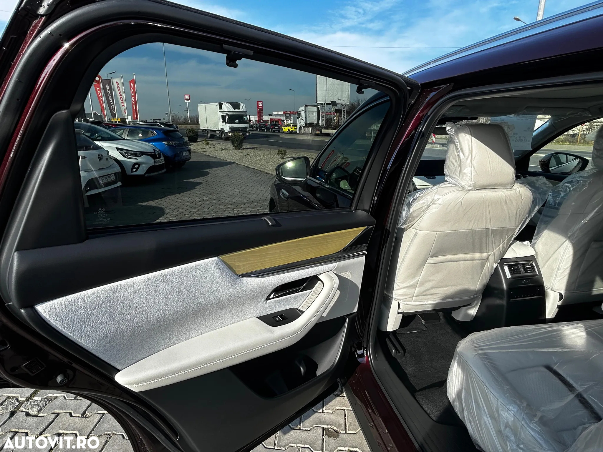 Mazda CX-80 2.5 e-Skyactiv AT8 AWD PHEV Takumi Plus - 13