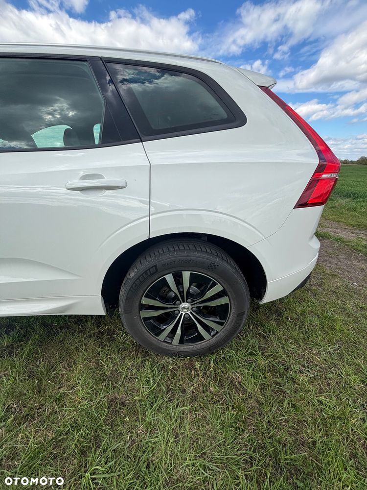 Volvo XC 60 B4 B Momentum - 6