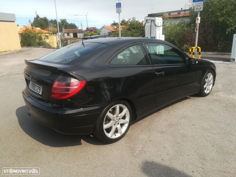 Mercedes-Benz C 220 - 4