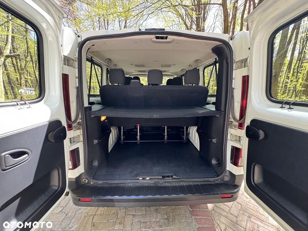 Renault Trafic - 19