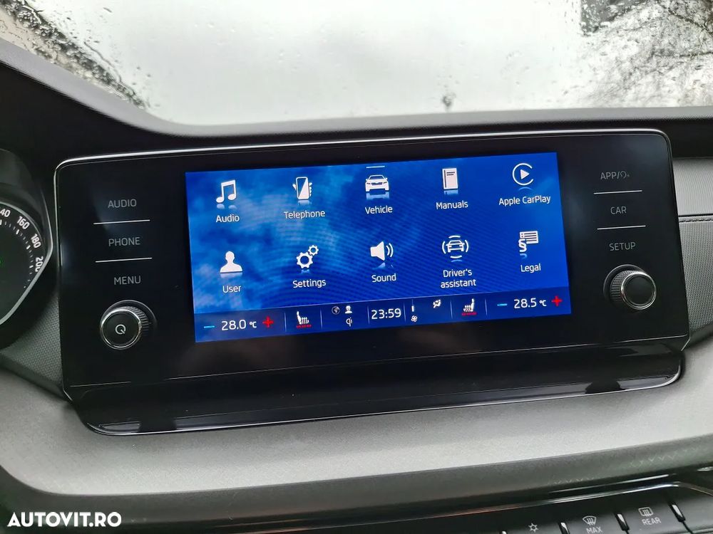 Skoda Octavia Combi 2.0 TDI DSG Ambition - 18